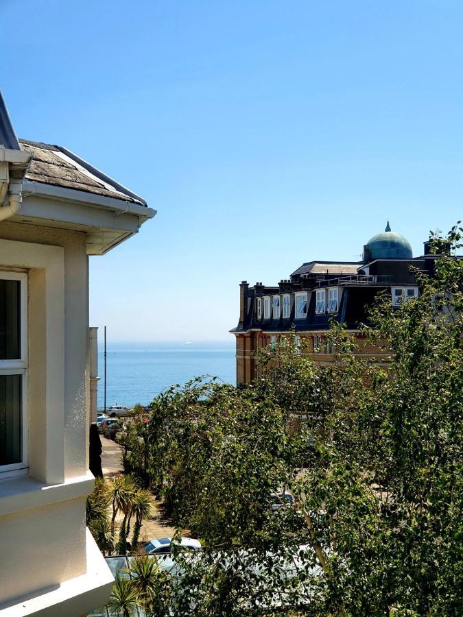 Top Quality Beach Front Apartment Sleep Up To 7 Guests Bournemouth Buitenkant foto
