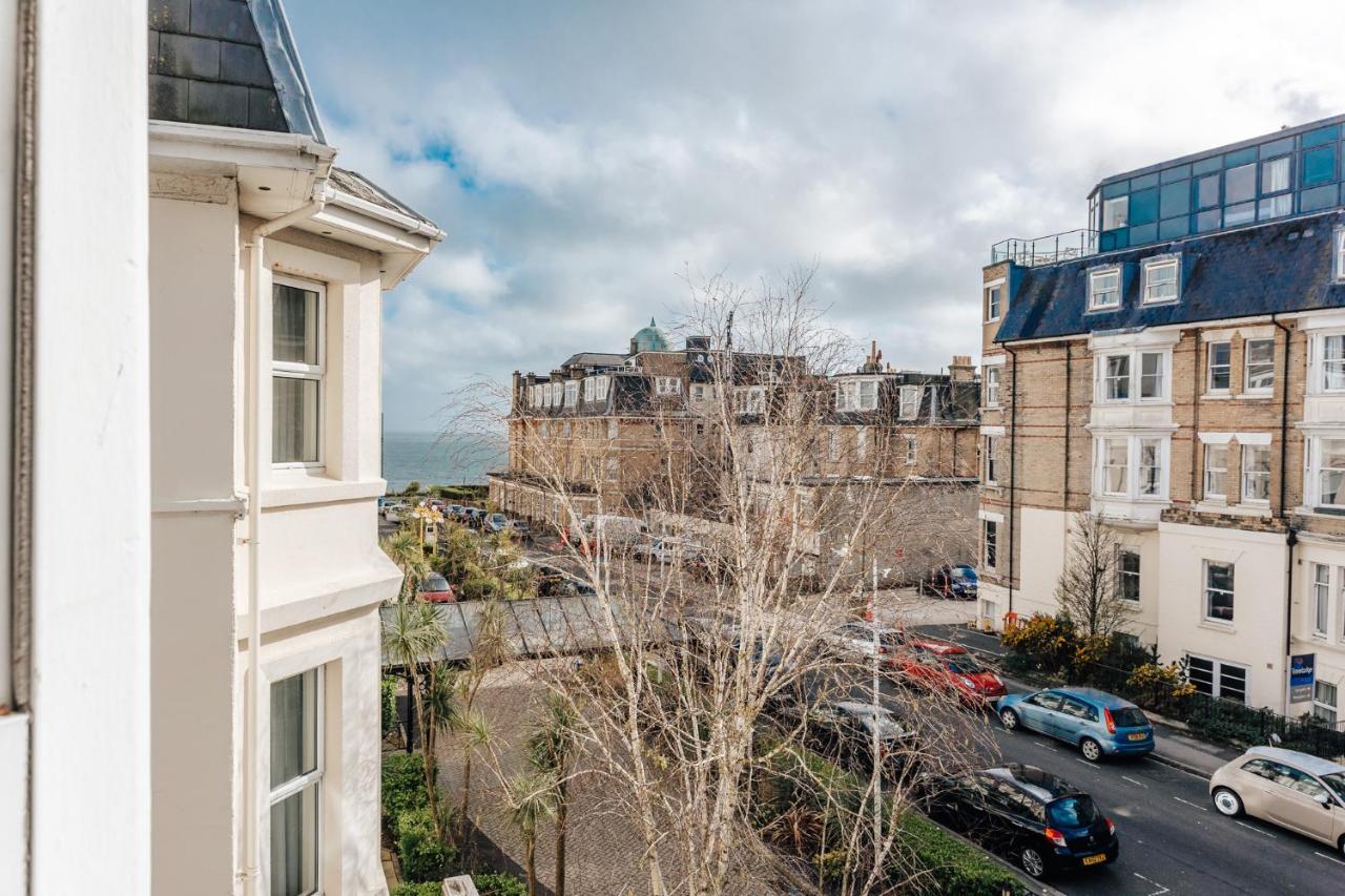 Top Quality Beach Front Apartment Sleep Up To 7 Guests Bournemouth Buitenkant foto